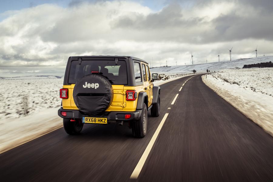  Jeep Wrangler Unlimited Rubicon (JL) 2019 года  (UK) (фото 15 из 23)